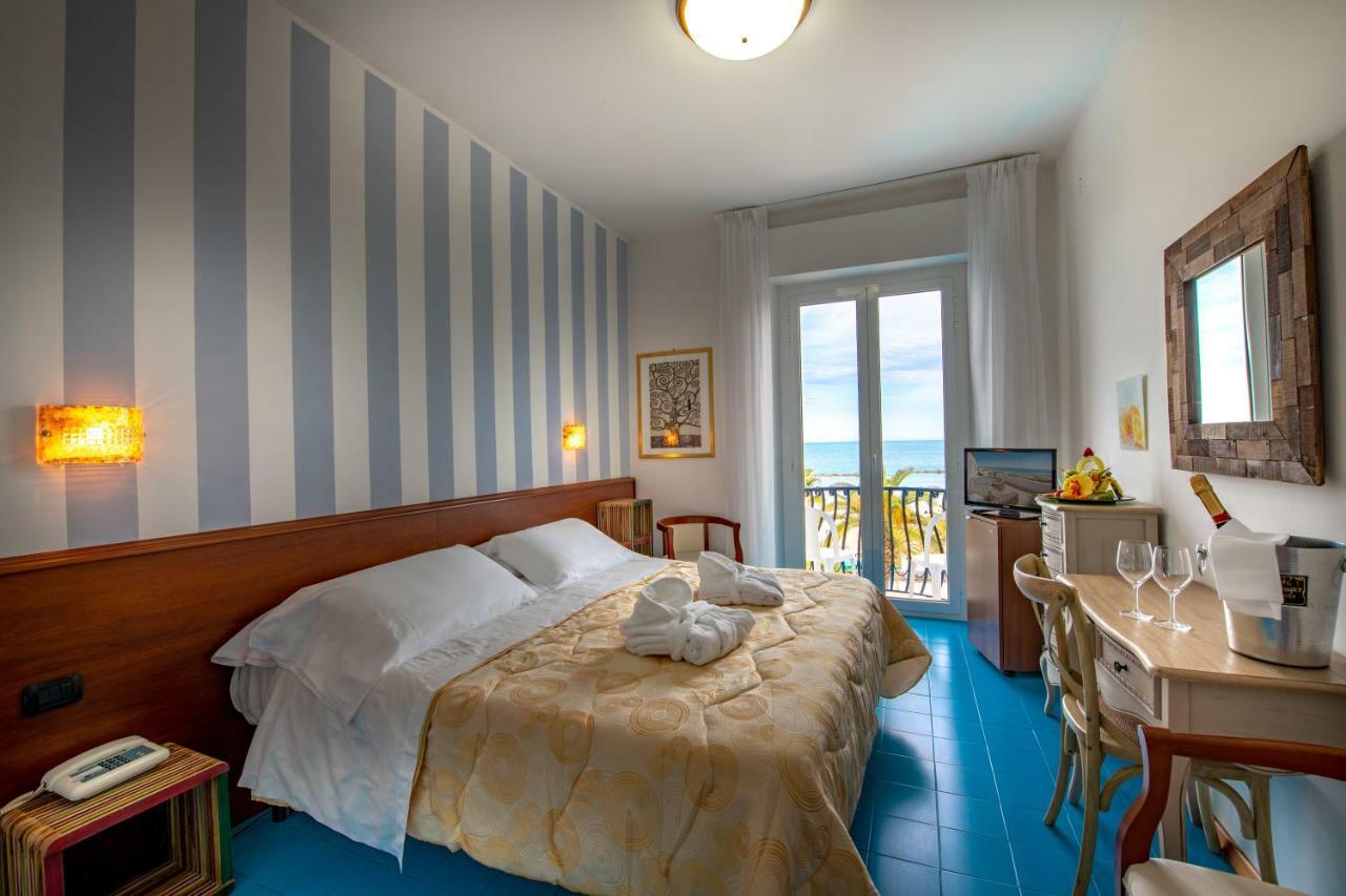 Grand Hotel Excelsior San Benedetto del Tronto Exterior foto